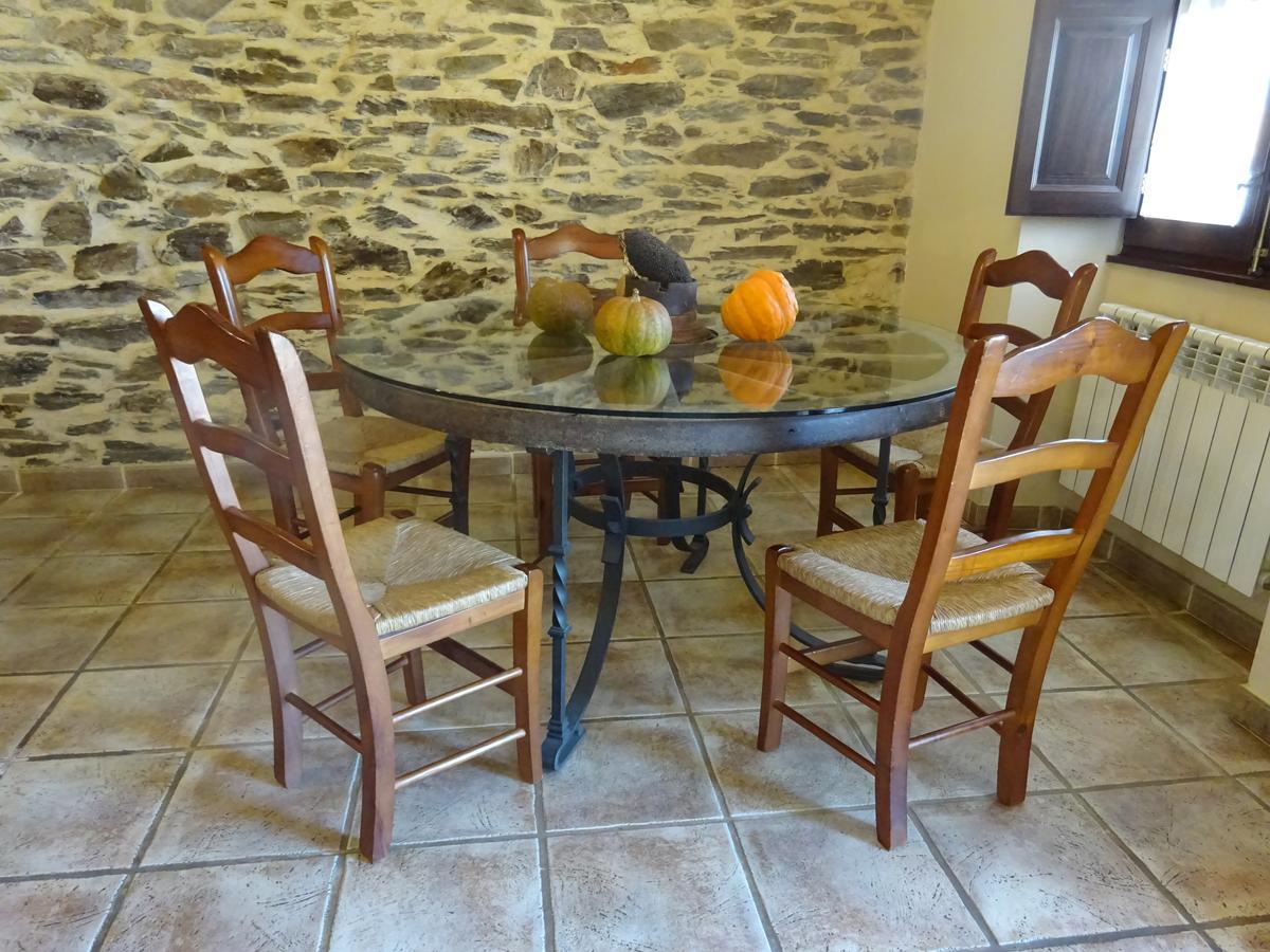 Mesa Del Conde Hotel San Felices de los Gallegos Eksteriør billede
